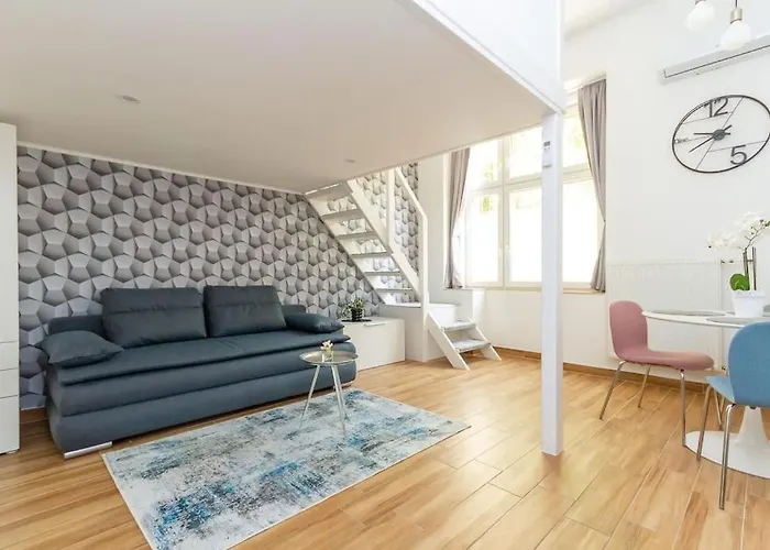 Daire Kazinczy Gem 7th District Haven By Nw